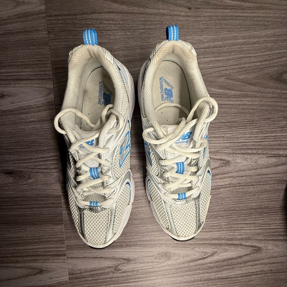 New Balance White and Blue Sneakers Comfortable Athletic Design